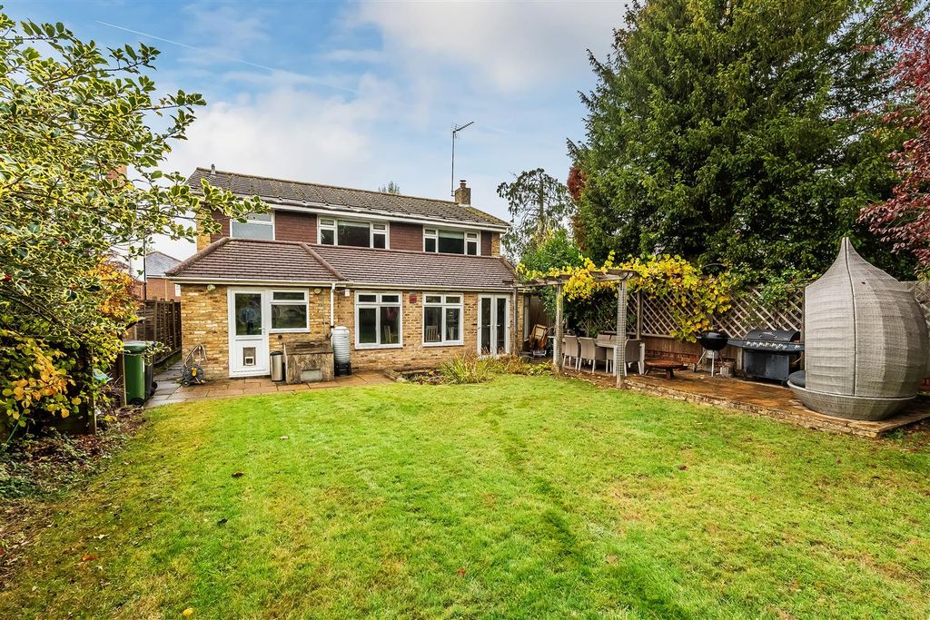 Additional image 35 of 4 bed detached house for saleAgates Lane, Ashtead KT21