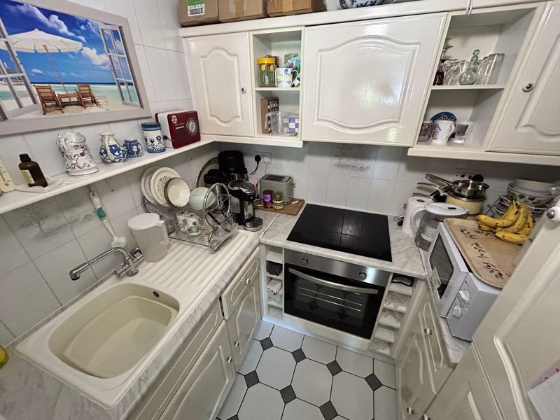 Additional image 4 of 1 bed flat for saleMarine Road, Colwyn Bay LL29
