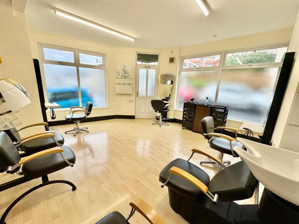 Additional image 3 of 1 bed flat for sale4, Glendower Buildings Church Street, Glan Conwy, Conwy LL28