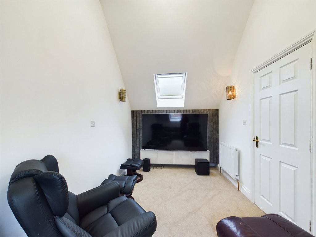 Additional image 12 of 5 bed detached house for saleArbery Way, Arborfield, Berkshire RG2