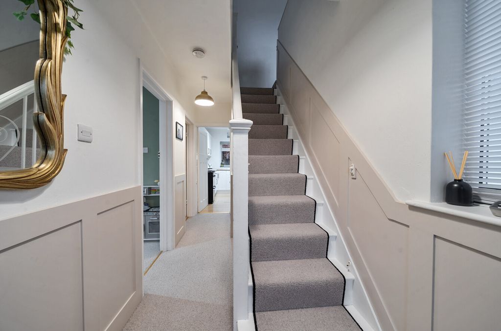 Additional image 10 of 4 bed semi-detached house for saleWhitedown Lane, Alton GU34