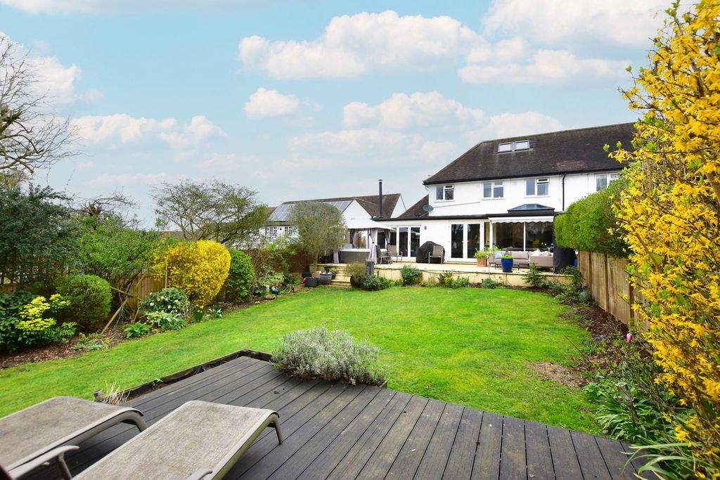Additional image 21 of 4 bed semi-detached house for saleGallows Hill Lane, Abbots Langley WD5