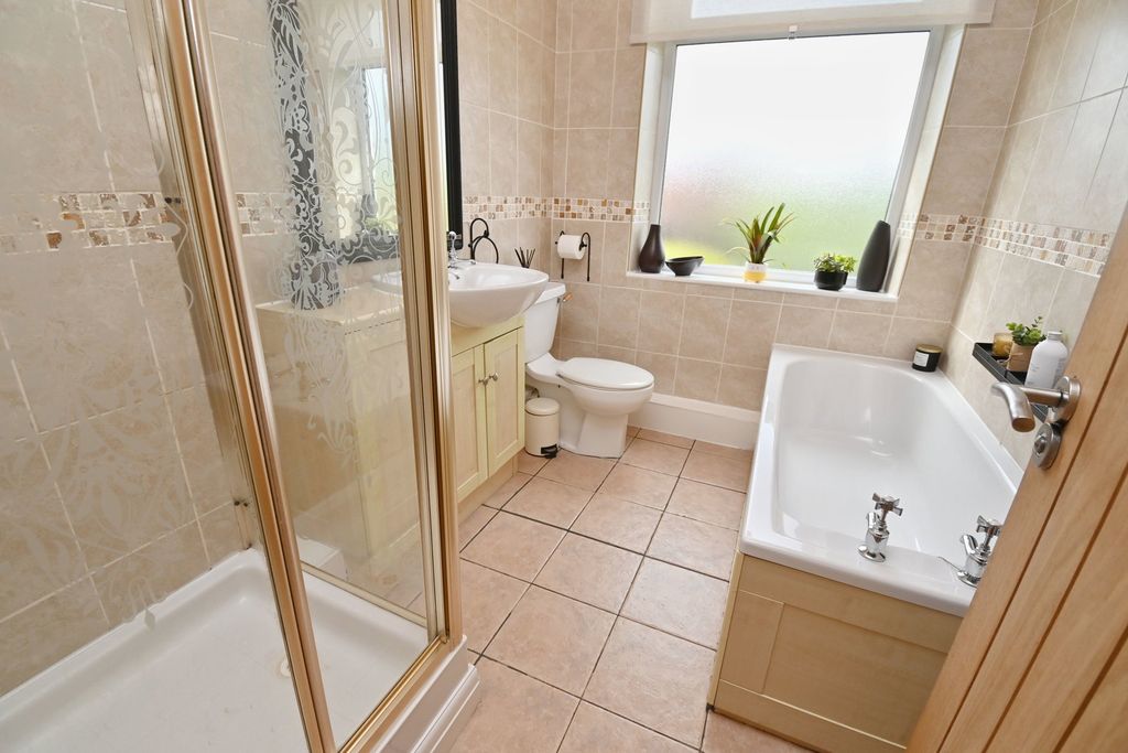 Additional image 15 of 5 bed detached house for saleSummer Lane, Royston, Barnsley S71