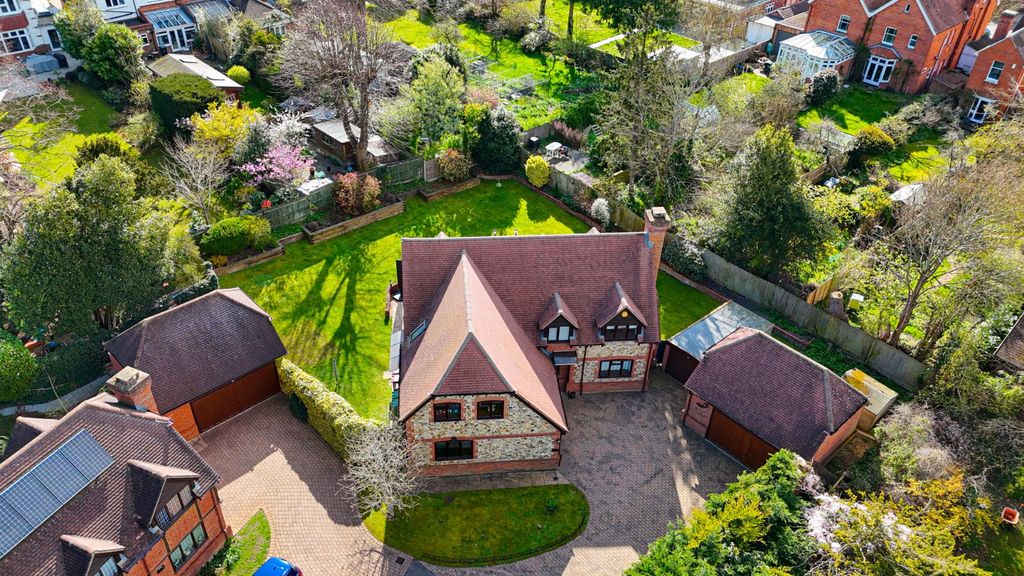 Additional image 36 of 5 bed detached house for saleVicarage Road, Reading, Berkshire RG2