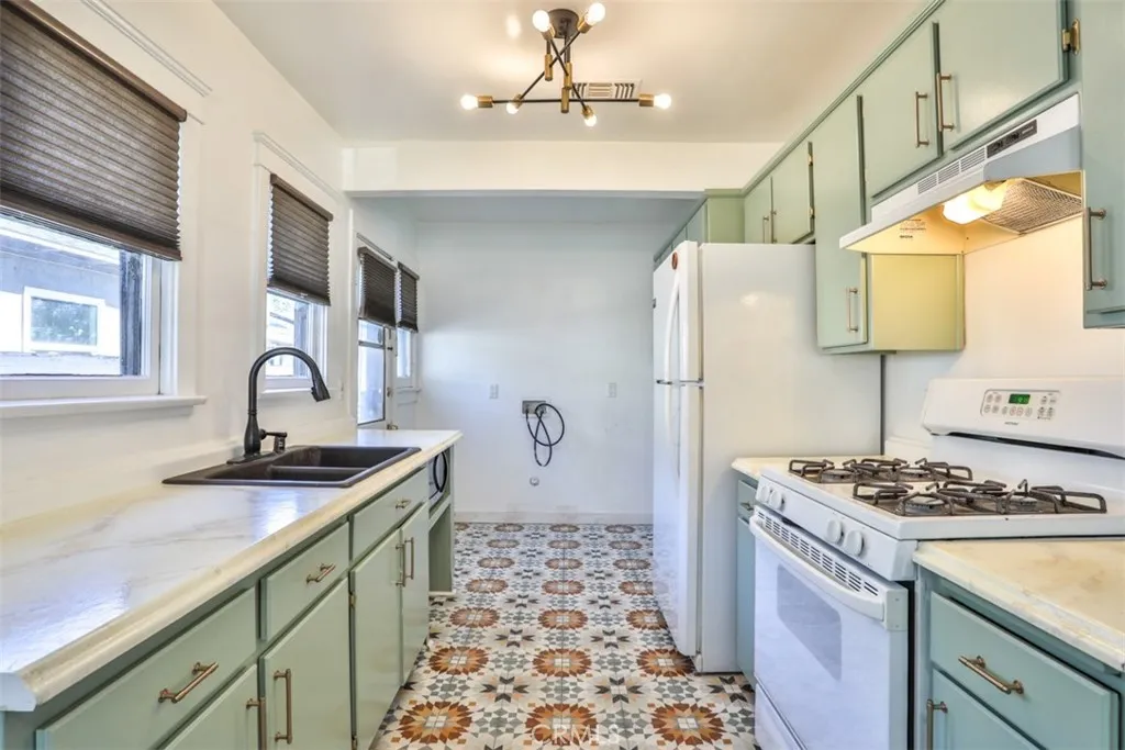 Additional image 64 of 3489 N D Street, San Bernardino, CA 92405