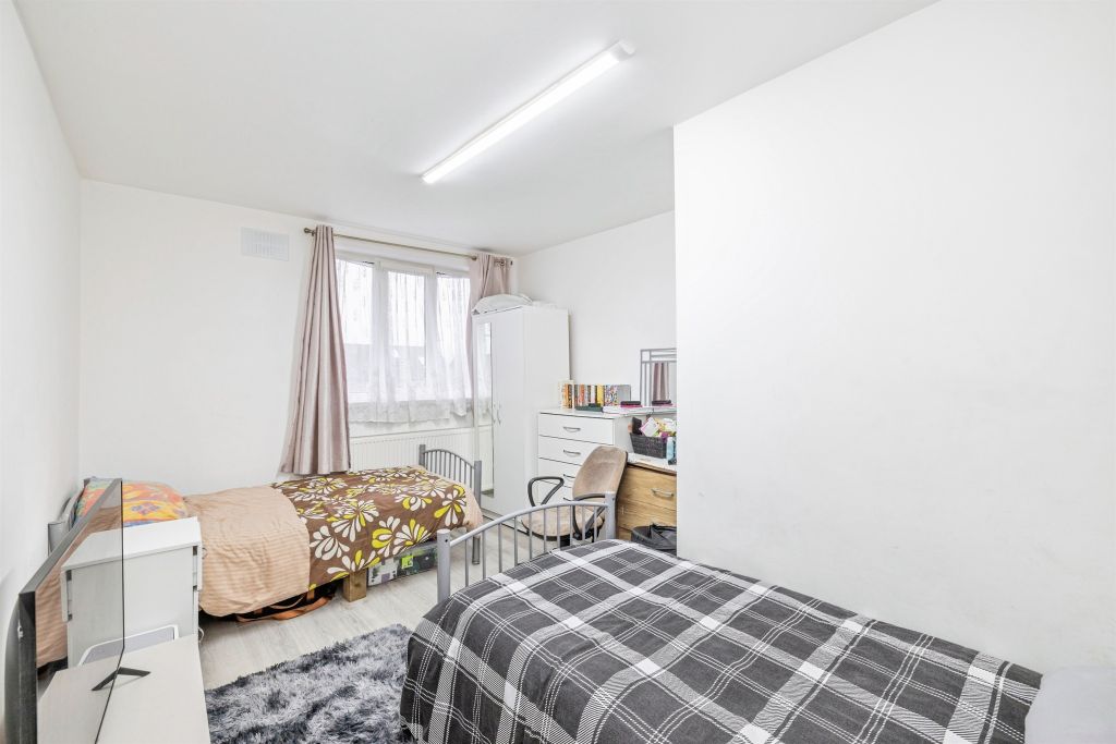 Additional image 10 of 3 bed terraced house for saleFairfield Avenue, Watford WD19