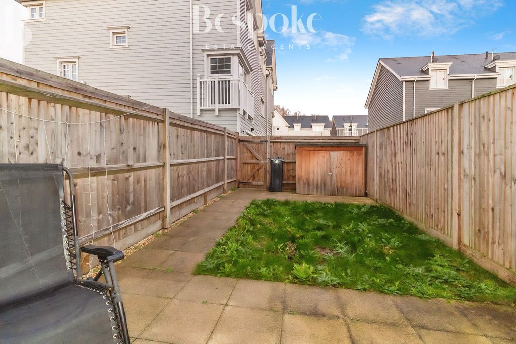 Additional image 23 of 4 bed terraced house for saleSunapee Road, Reading RG2