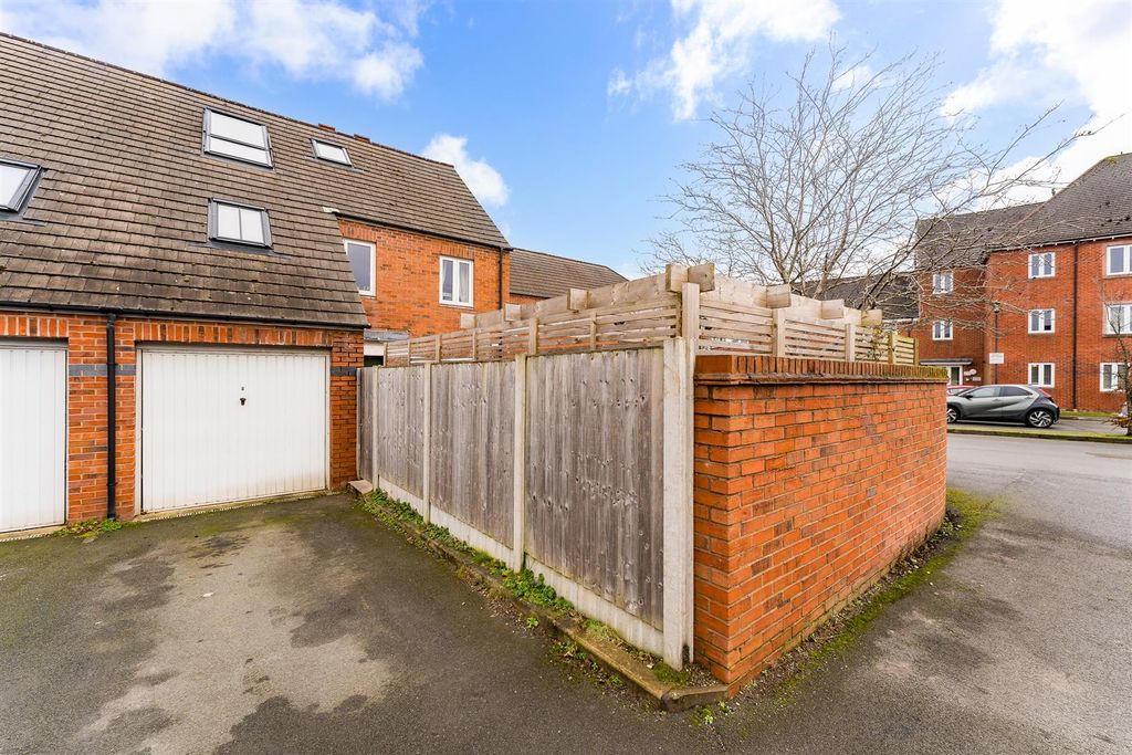 Additional image 40 of 4 bed town house for saleHuntspill Road, West Timperley, Altrincham WA14