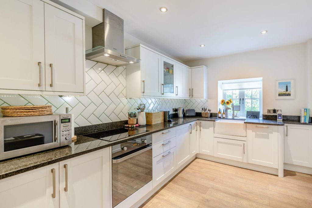 Additional image 32 of 6 bed detached house for saleThe Street, Great Chart, Kent TN23