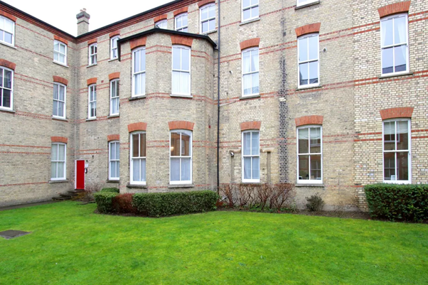 Additional image 2 of 2 bed flat for saleMallard Road, Abbots Langley WD5