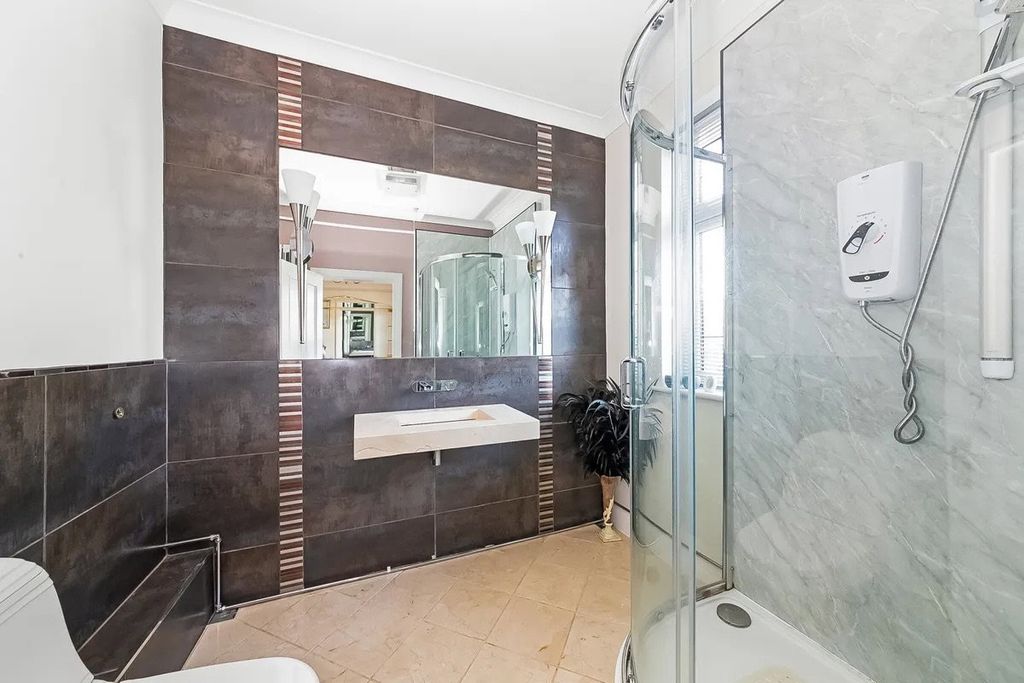 Additional image 8 of 4 bed detached house for saleSouth Eden Park Road, Beckenham BR3