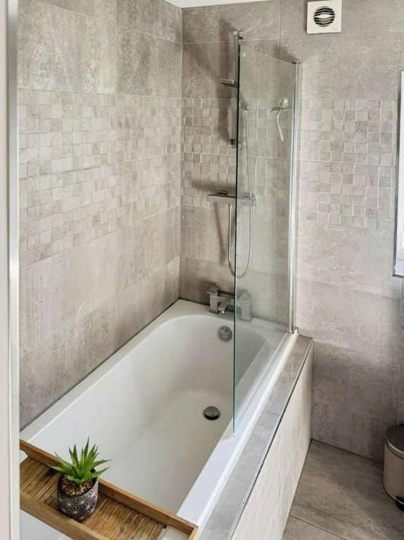 Additional image 18 of 5 bed town house for saleOakwell Croft, Batley WF17