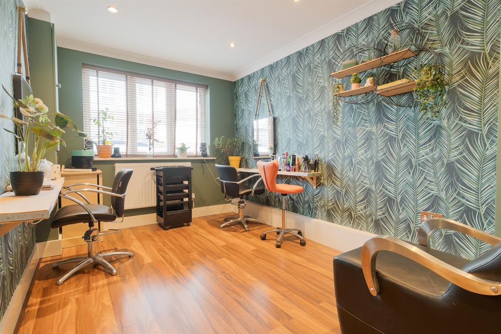 Additional image 5 of 4 bed semi-detached house for saleBridge Place, Aylesford ME20