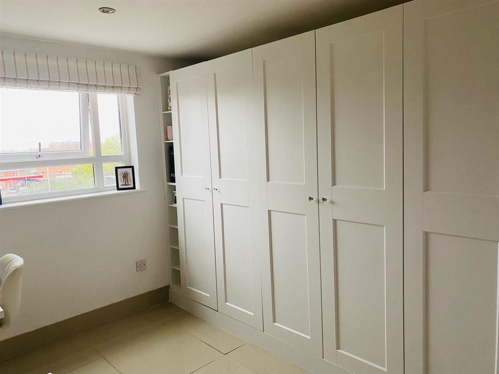 Additional image 9 of 2 bed flat for saleThe Woodlands, Stamford Street East, Ashton-Under-Lyne OL6