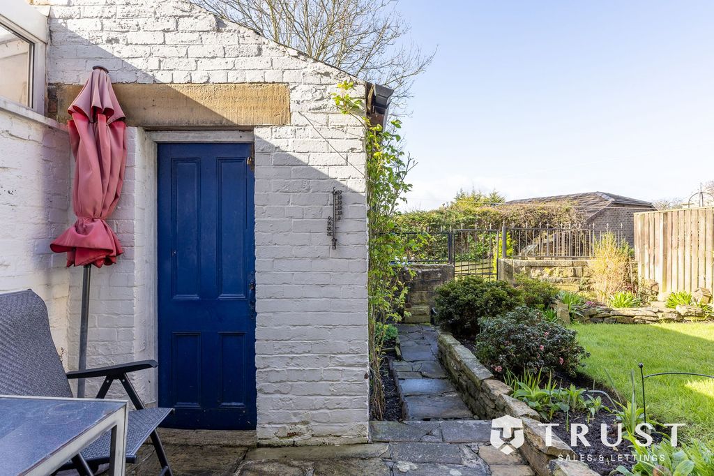 Additional image 38 of 4 bed terraced house for saleGrosvenor Road, Batley WF17