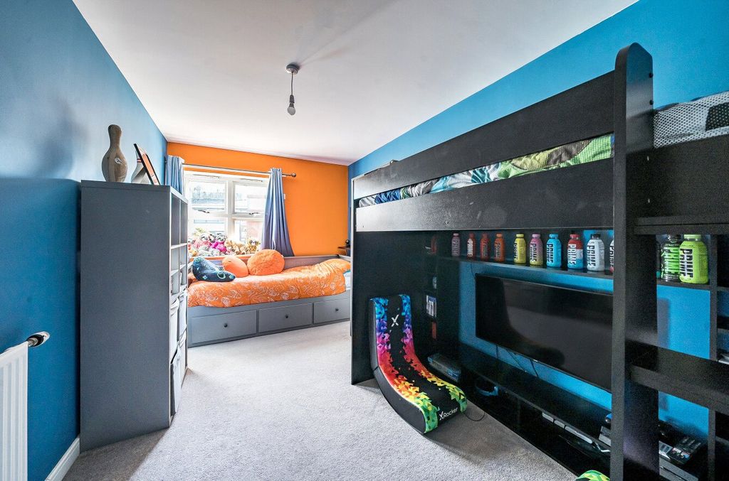 Additional image 6 of 2 bed flat for saleBurke Place, Wellesley, Aldershot GU11