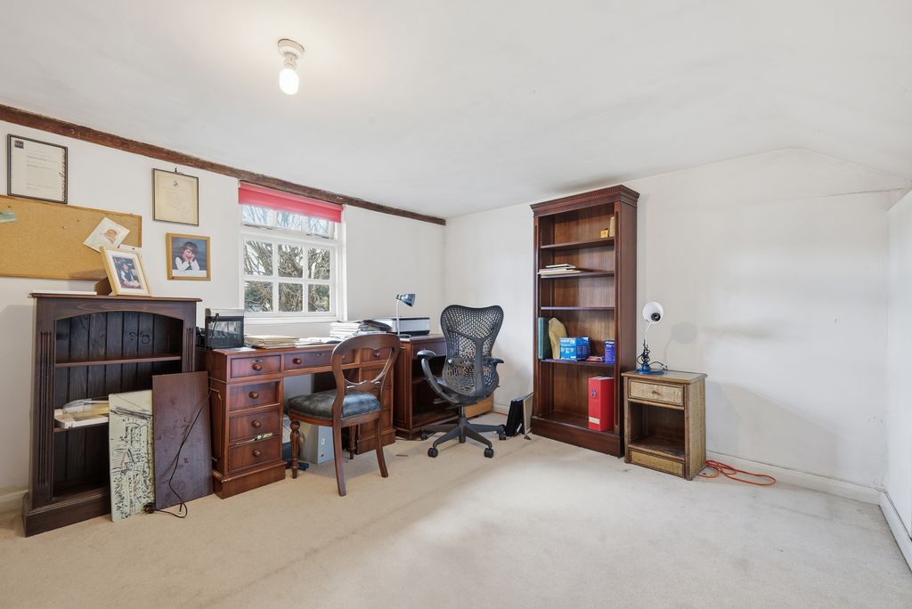 Additional image 19 of 4 bed end terrace house for saleHigh Street, Berkhamsted HP4