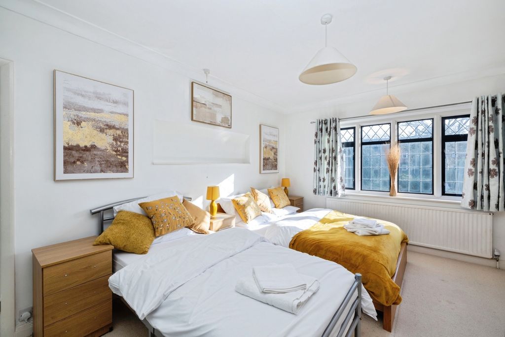 Additional image 22 of 5 bed detached house for saleSouthend Road, Beckenham BR3
