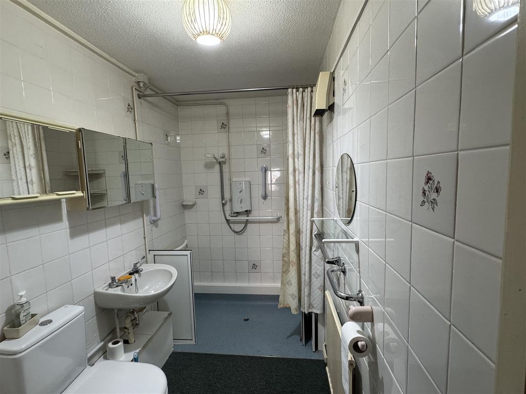 Additional image 8 of 1 bed flat for saleChardsmead Court, Bridport DT6