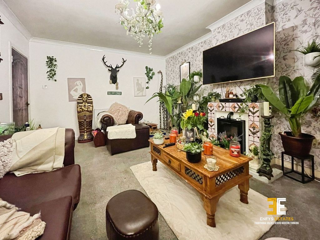 Additional image 3 of 2 bed flat for saleShamrock Court, Deganwy, Conwy LL31