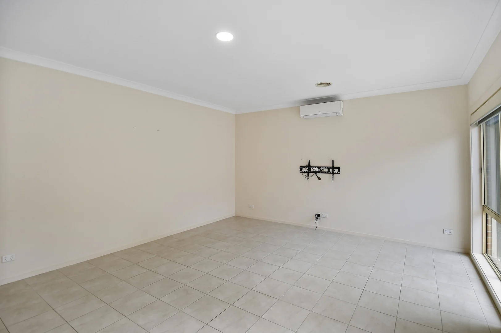 Additional image 2 of 3/8-10 Wordsworth Street, Mooroolbark VIC 3138