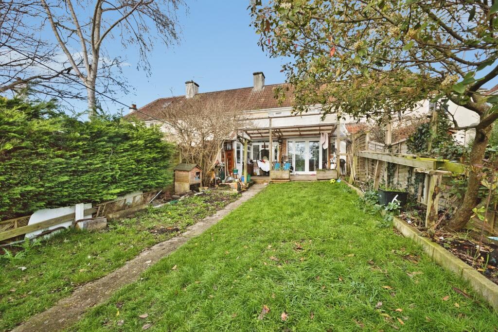 Additional image 13 of Grass Royal, YEOVIL