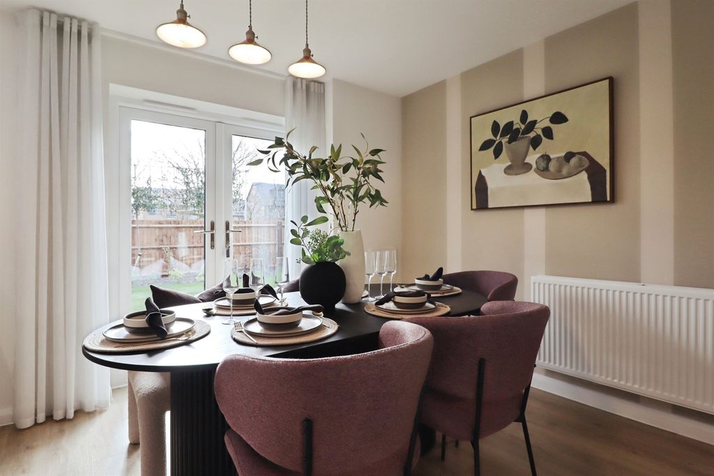 Additional image 7 of 4 bed detached house for saleKings Drive, Cardiff CF3