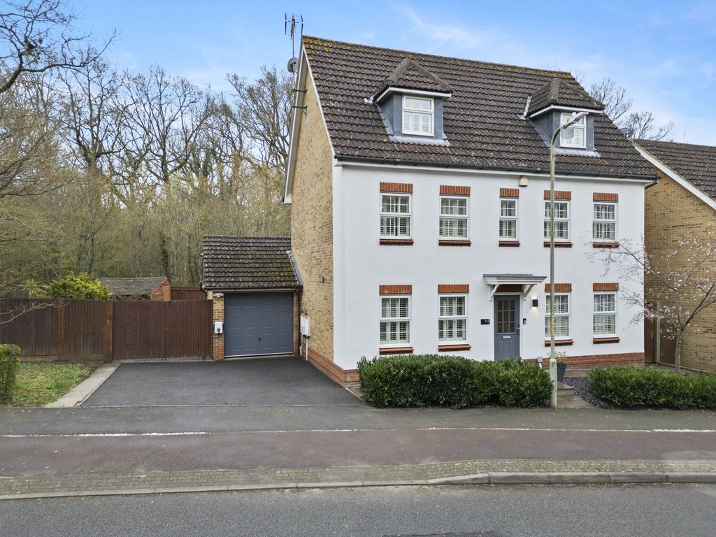 5 bed detached house for saleSweet Bay Crescent, Ashford TN23