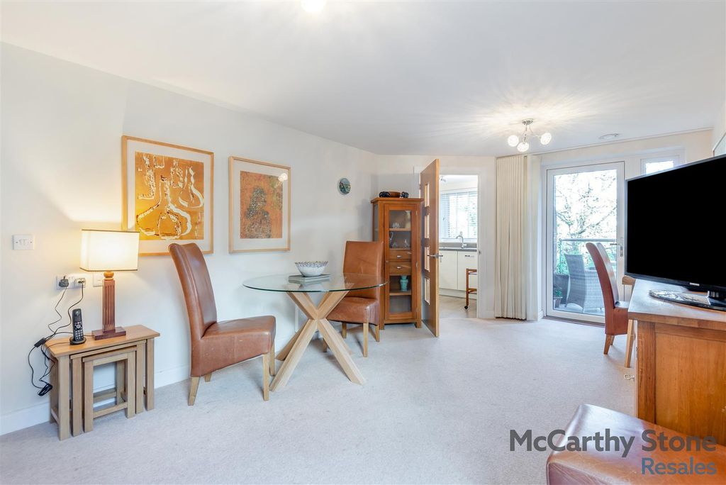 Additional image 6 of 2 bed flat for saleAusten Place, Lower Turk Street, Alton GU34