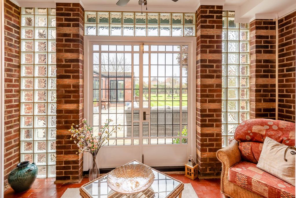 Additional image 11 of 6 bed detached house for saleNew Road, Weston Turville HP22