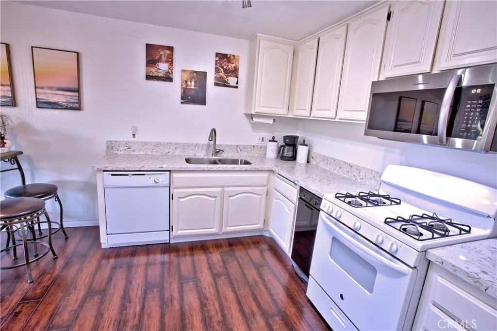 Additional image 23 of 1083 Lakeview Terrace, Azusa, CA 91702