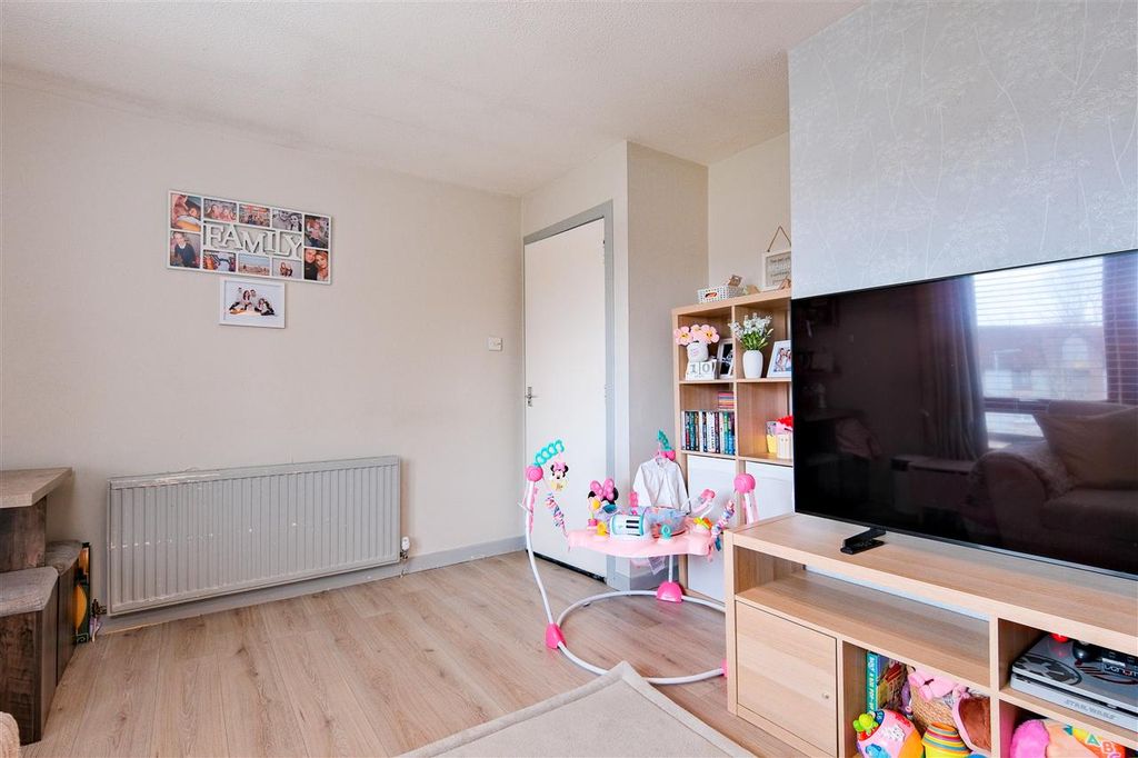 Additional image 5 of 3 bed flat for saleDalriada Crescent, Motherwell ML1