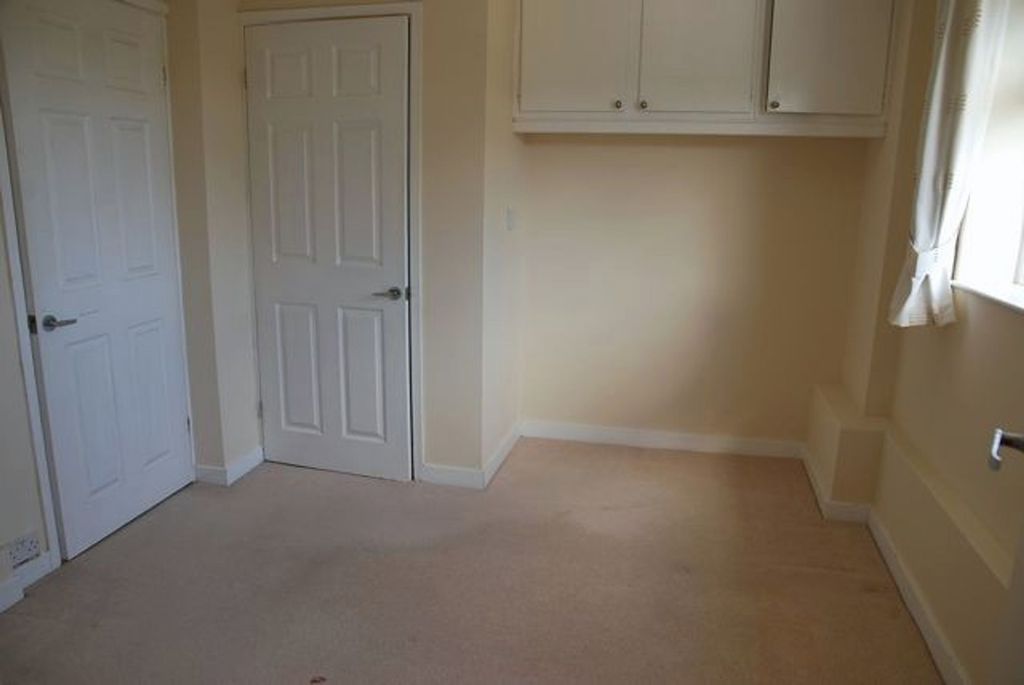 Additional image 5 of 3 bed flat for saleFloral Court, Ashtead KT21