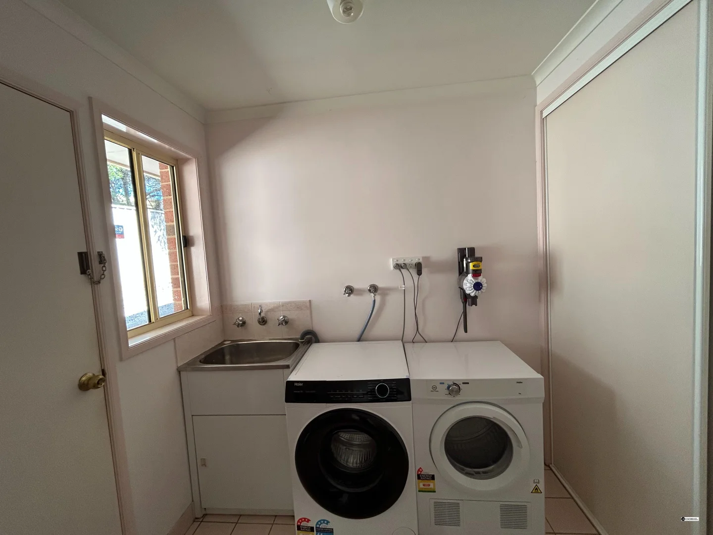 Additional image 8 of 4/631 Pearsall Street, Lavington NSW 2641