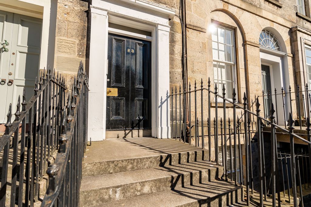 Additional image 30 of 3 bed flat for sale23/5 Dublin Street, New Town, Edinburgh EH1