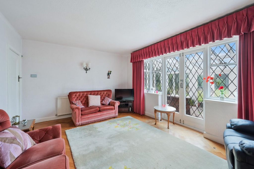 Additional image 8 of 3 bed detached house for saleFiddicroft Avenue, Banstead SM7
