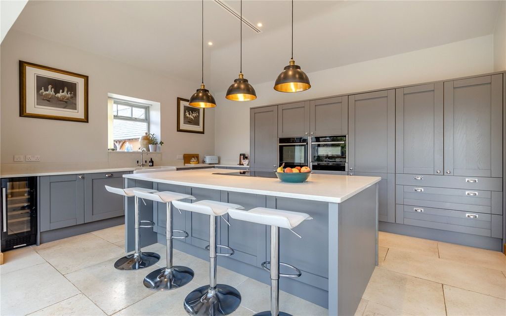 Additional image 6 of 4 bed bungalow for saleThe Barn, Hunters Yard, Horncastle Road, Caistor, Market Rasen LN7