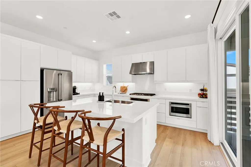 Additional image 62 of 74 Dudley, Irvine, CA 92618