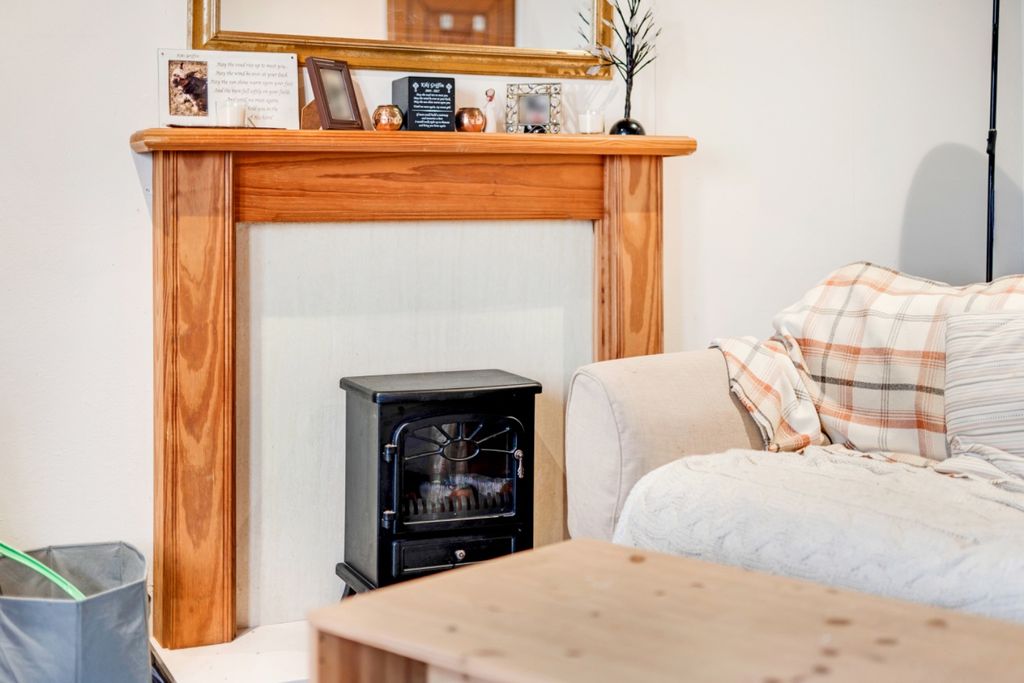 Additional image 19 of 3 bed flat for salePoltalloch Street, Lochgilphead PA31