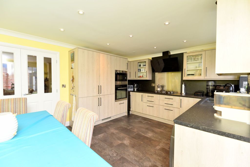 Additional image 5 of 4 bed semi-detached house for saleIvel Bury, Biggleswade SG18