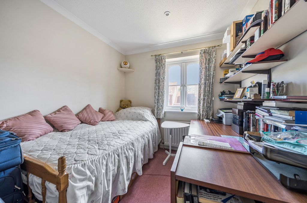 Additional image 6 of 3 bed detached house for saleLindley Gardens, Alresford, Hampshire SO24