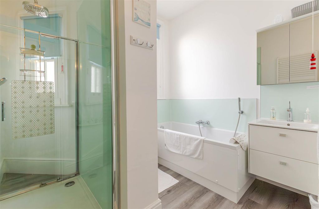Additional image 24 of 3 bed flat for saleMarina, Bexhill-On-Sea TN40