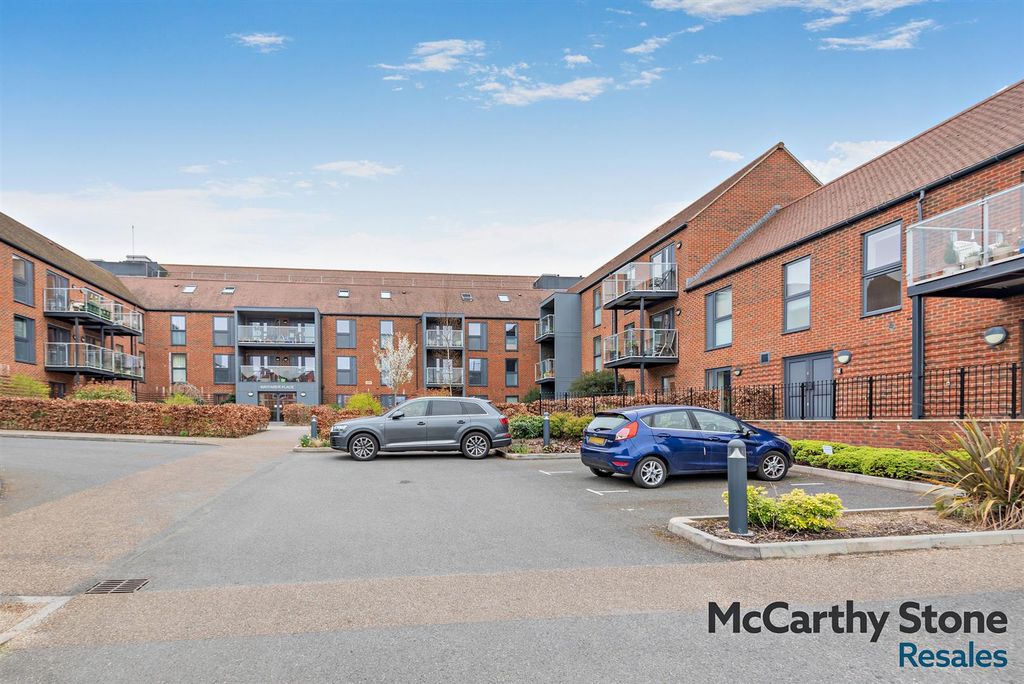 Additional image 26 of 1 bed flat for saleWayfarer Place, The Dean, Alresford SO24