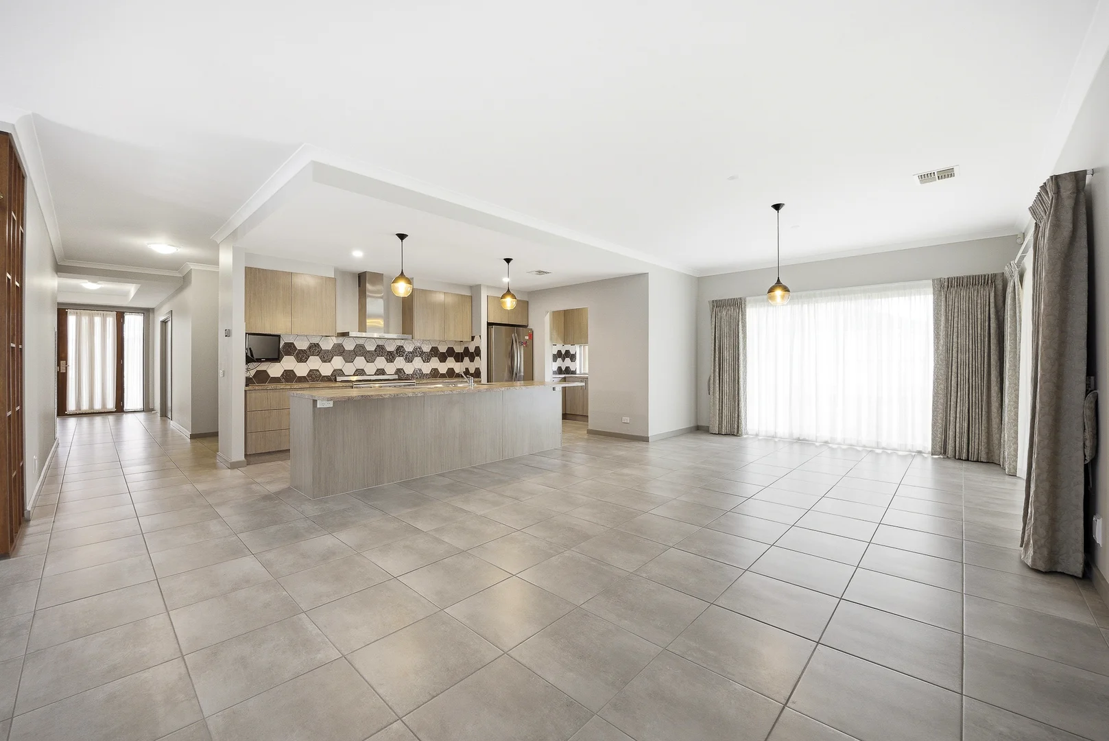 Additional image 5 of 32 Cutler Avenue, Keysborough VIC 3173