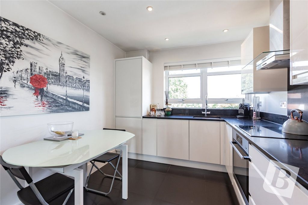 Additional image 3 of 2 bed flat for saleAbington Court, Hall Lane, Upminster RM14