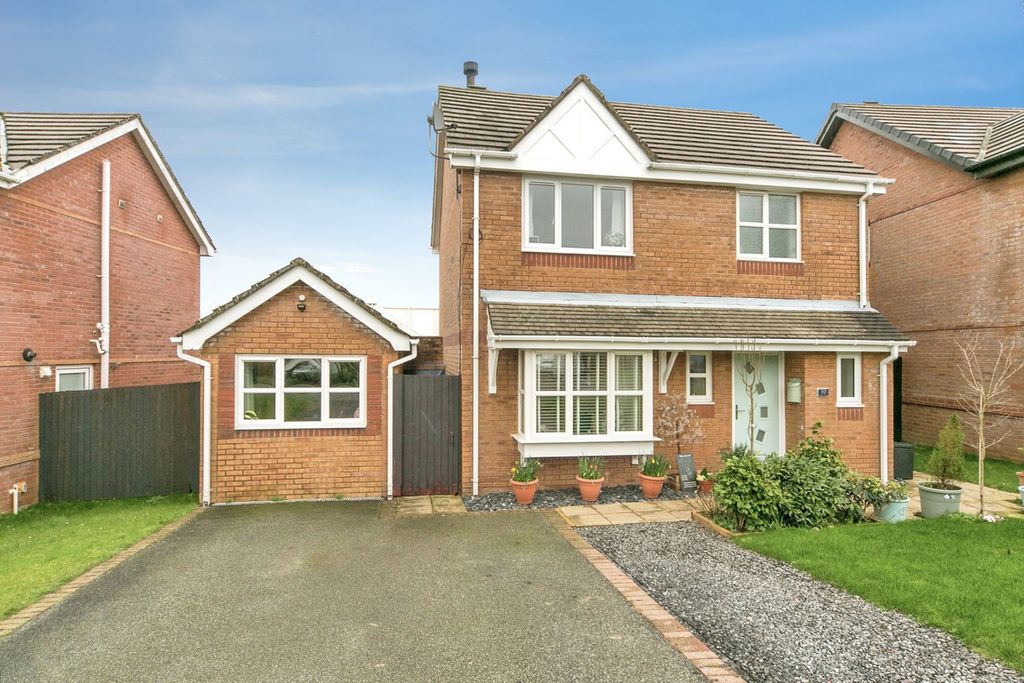 3 bed detached house for saleGwel Y Llan, Llandegfan, Anglesey LL59