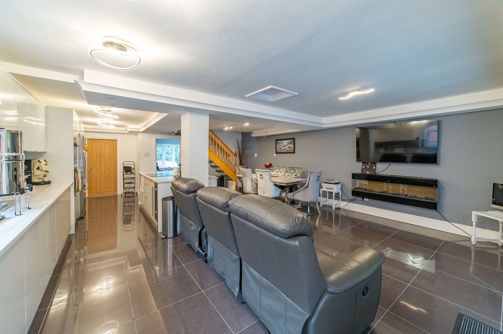 Additional image 6 of 4 bed detached house for saleDowning Street, Ashton-Under-Lyne, Greater Manchester OL7