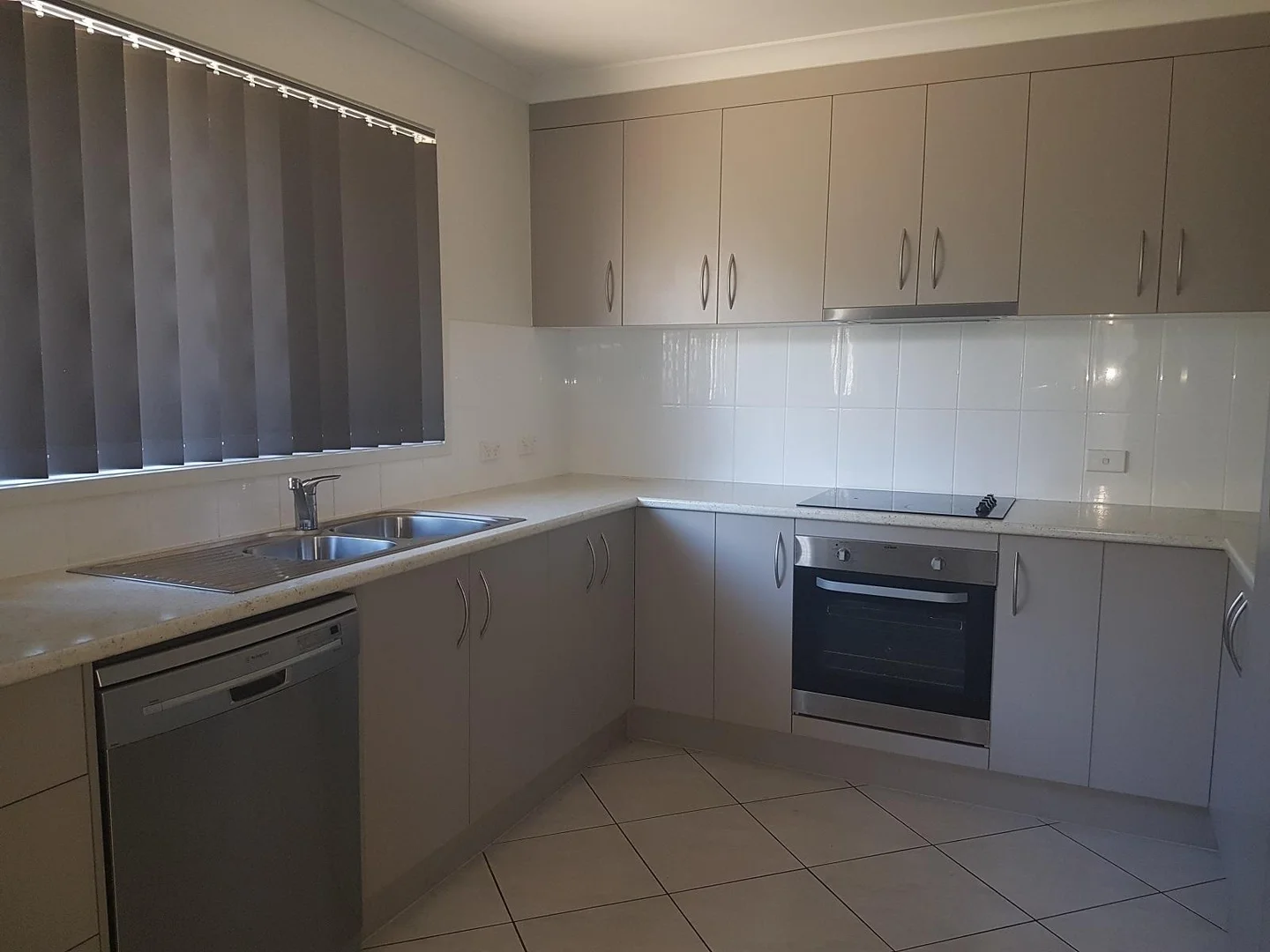 Additional image 5 of 1/63 Urangan St, Torquay QLD 4655