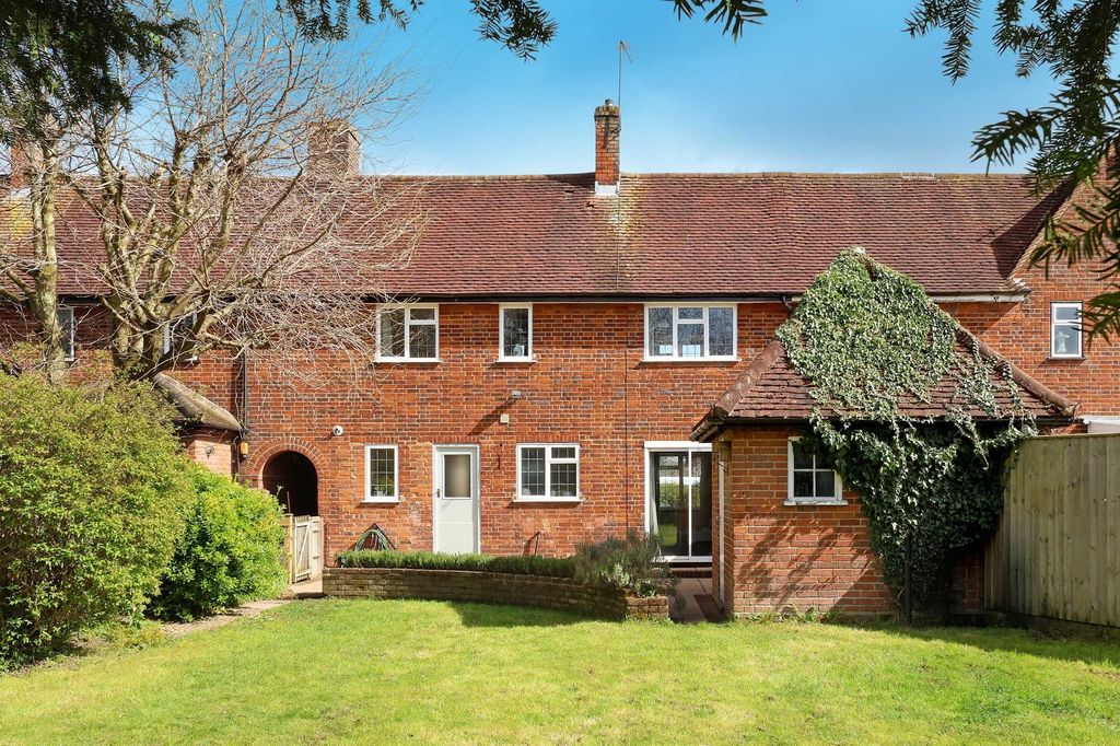 Additional image 2 of 3 bed terraced house for saleWaller Road, Beaconsfield, Buckinghamshire HP9
