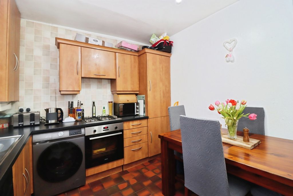 Additional image 3 of 2 bed terraced house for saleSpital Gardens, Chesterfield, Derbyshire S41